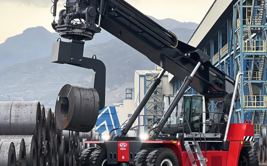 REACHSTACKER – MANUTENTION INTERMODALE ET EN VRAC HAUTE CAPACITÉ – F500.RS3-V