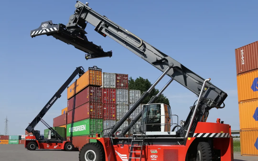 REACHSTACKER – MANUTENTION INTERMODALE ET EN VRAC HAUTE CAPACITÉ – F500.RS5-V PB